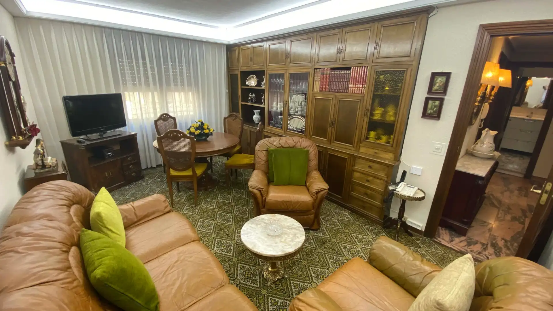 Living room of Flat for sale in San Martín del Rey Aurelio  with Heating, Parquet flooring and Terrace