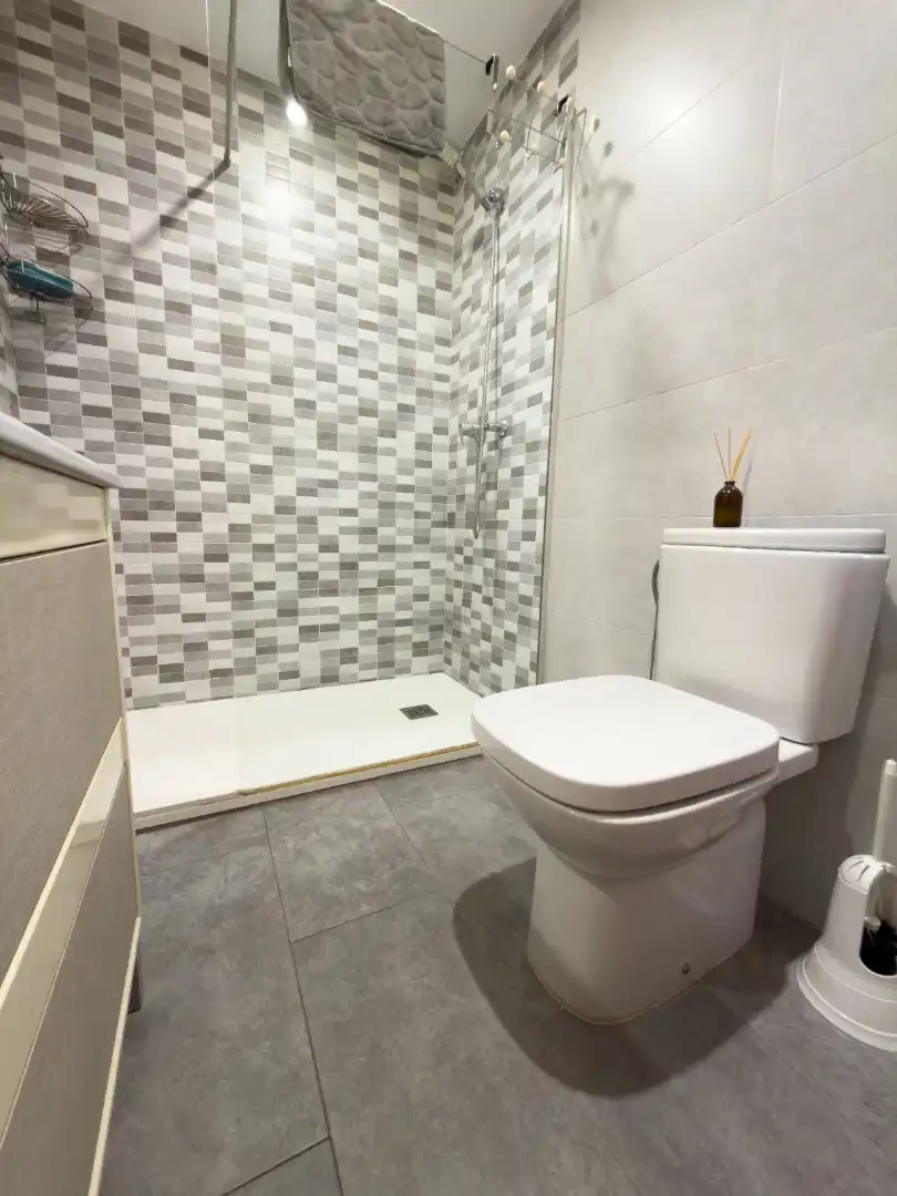 Baño de Piso en venta en Esparreguera con Calefacción y Balcón