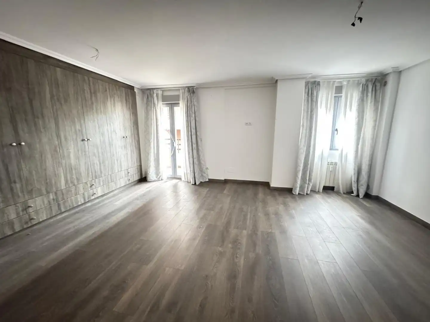 Piso en venta en MONASTERIO CARR, 3, Zona Alta