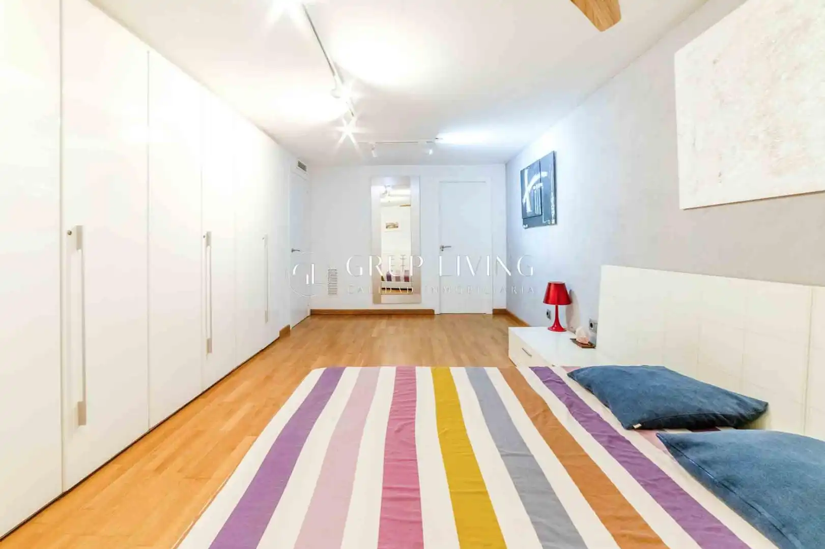 Schlafzimmer von Wohnung zum Verkauf in Sitges mit Klimaanlage, Heizung und Privatgarten