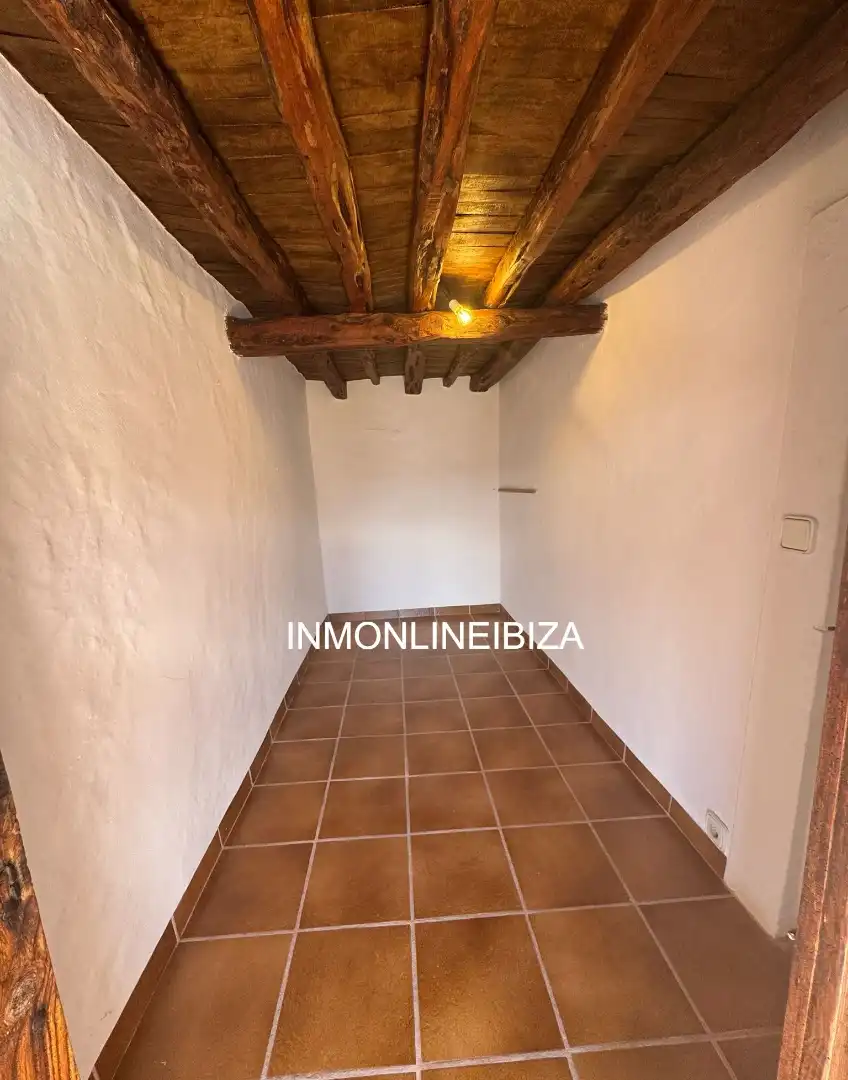 Haus oder Chalet zur Miete in Sant Joan de Labritja mit Privatgarten, Terrasse und Schwimmbad