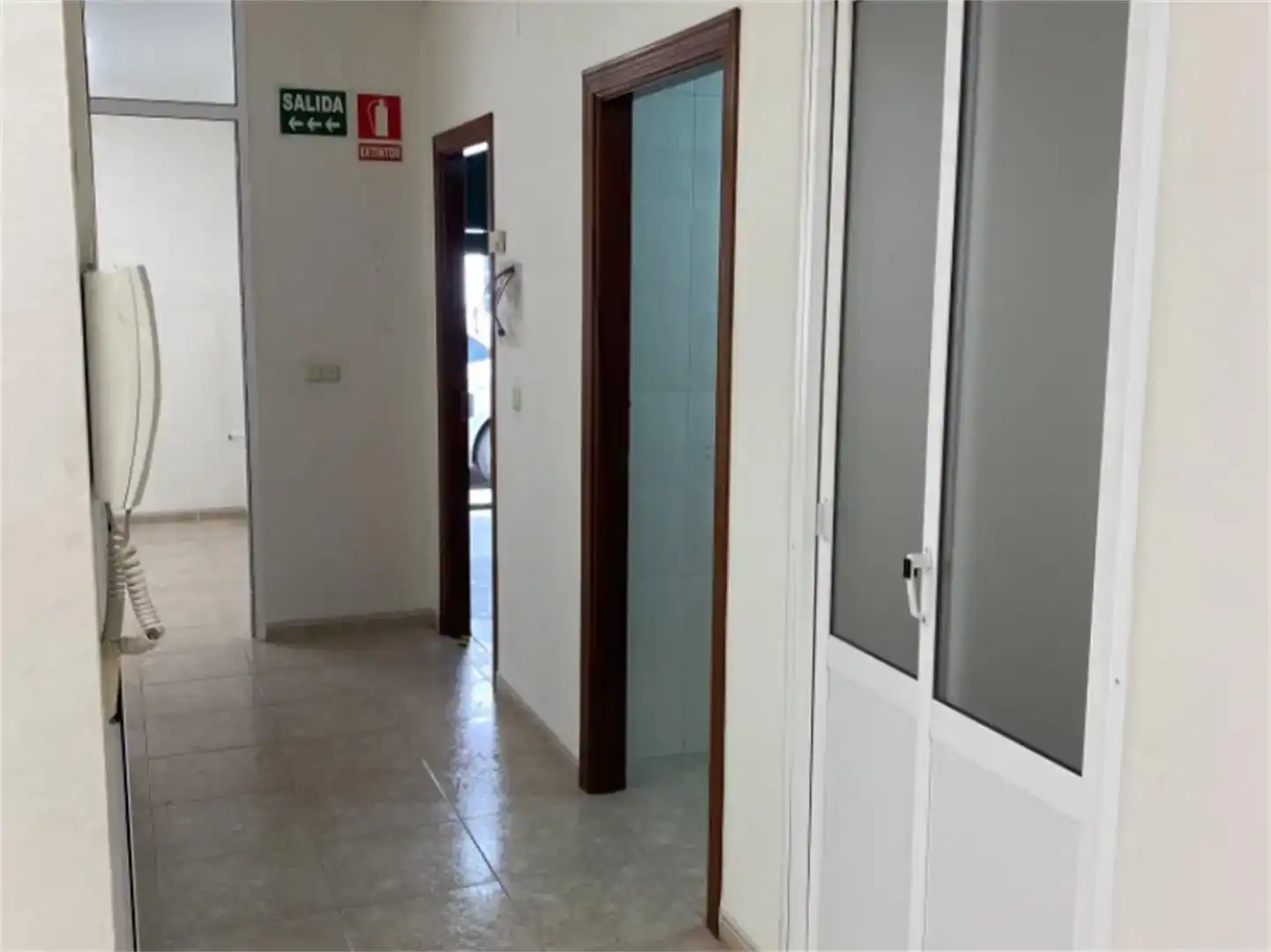 Commercial properties for rent in Antequera  with Air Conditioner