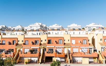 Vista exterior de Apartament en venda en Torrevieja amb Aire condicionat, Moblat i Balcó