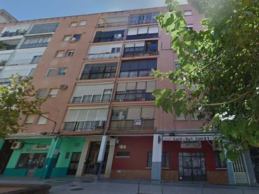 Wohnung mit Balkon zum Verkauf in Calle la Maya 4