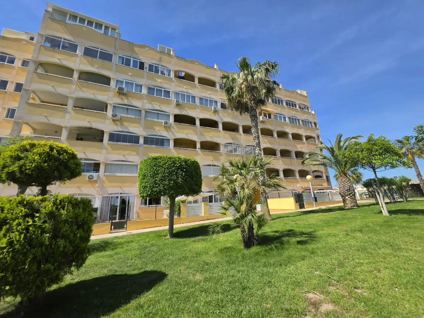 Außenansicht von Wohnung zum Verkauf in Torrevieja mit Möbliert