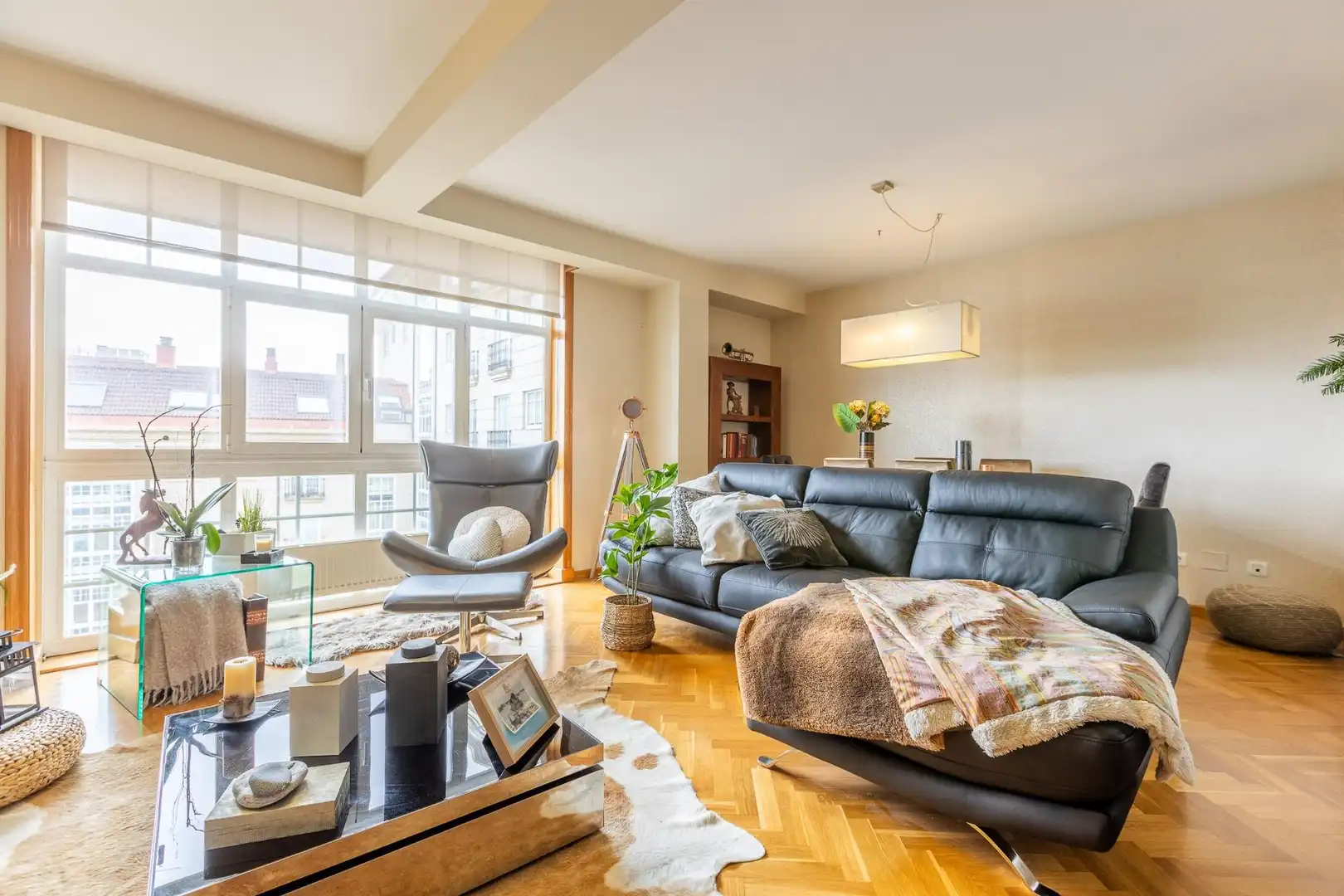 Sala de estar de Dúplex en venta en A Coruña Capital  con Jardín privado, Trastero y Piscina comunitaria