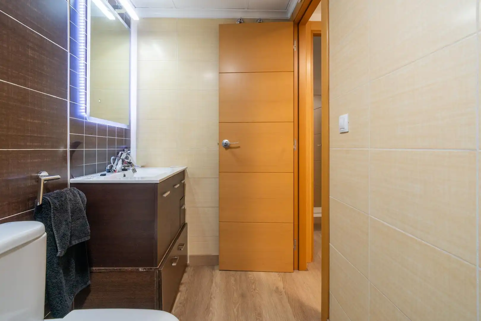 Bathroom of Flat for sale in Massanassa, Valencia