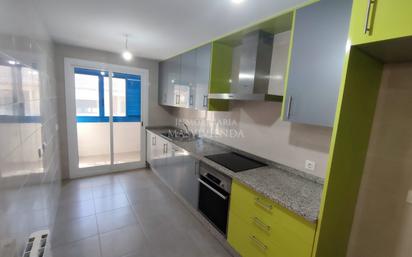 Kitchen of Flat for sale in Soutomaior  with Terrace