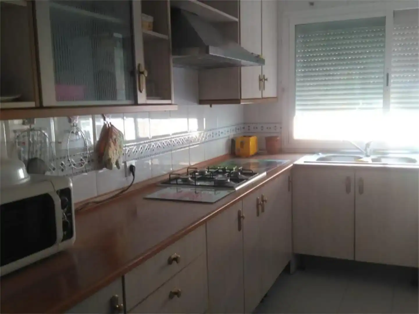 Room in Calle de los Mártires, 18, Casco Antiguo