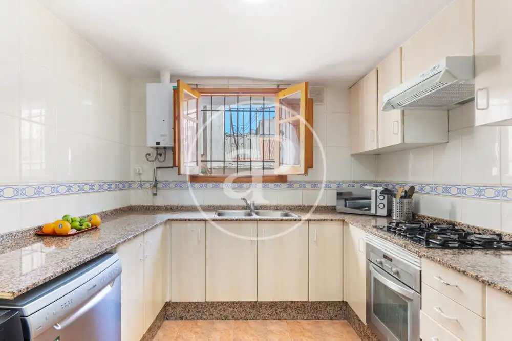Cuina de Pis en venda en Valencia amb Aire condicionat i Calefacció