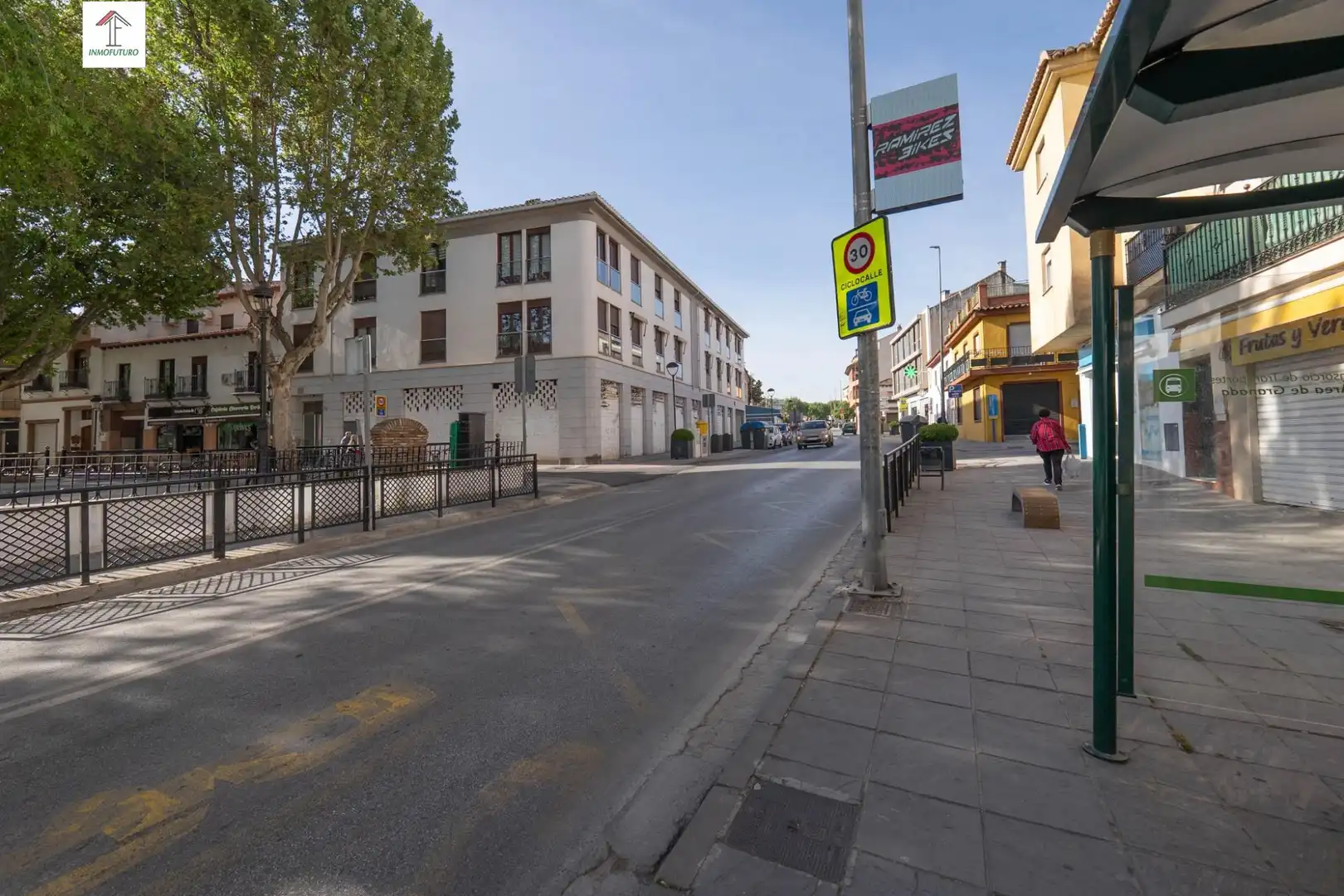Local comercial en venda a Plaza de la Baja 6, imagen 2