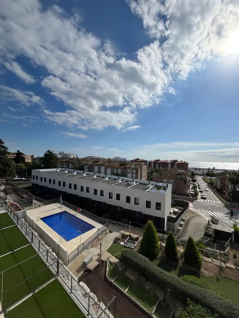 Vista exterior de Casa o xalet en venda en Sant Andreu de Llavaneres amb Calefacció, Terrassa i Traster