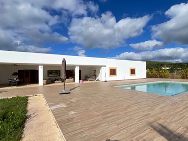 Casa amb piscina en venda a Sant Joan de Labritja