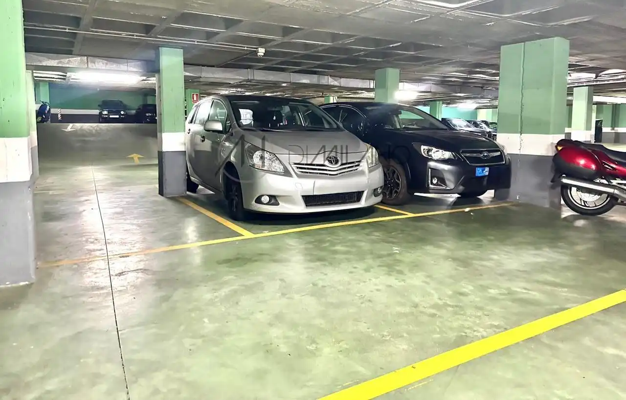 Individual en venta en Plaza Compostela, imagen 2