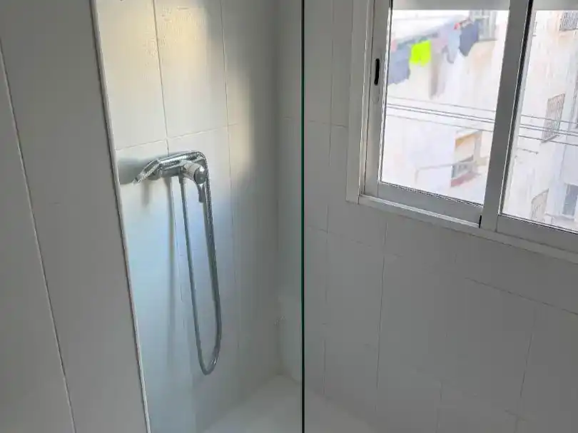Baño de Piso en venta en Marbella con Aire acondicionado