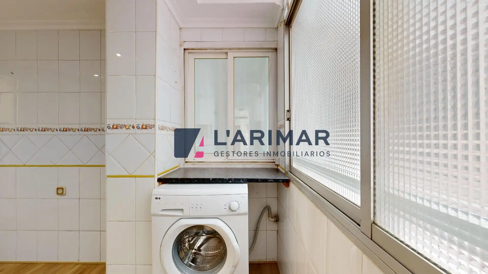 Habitación de Piso en venta en Alicante / Alacant con Amueblado y Piscina comunitaria