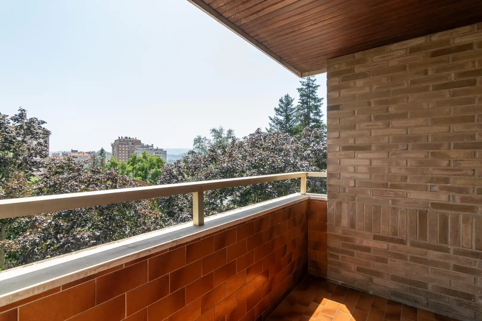 Terraza de Piso en venta en  Pamplona / Iruña con Calefacción, Parquet y Trastero
