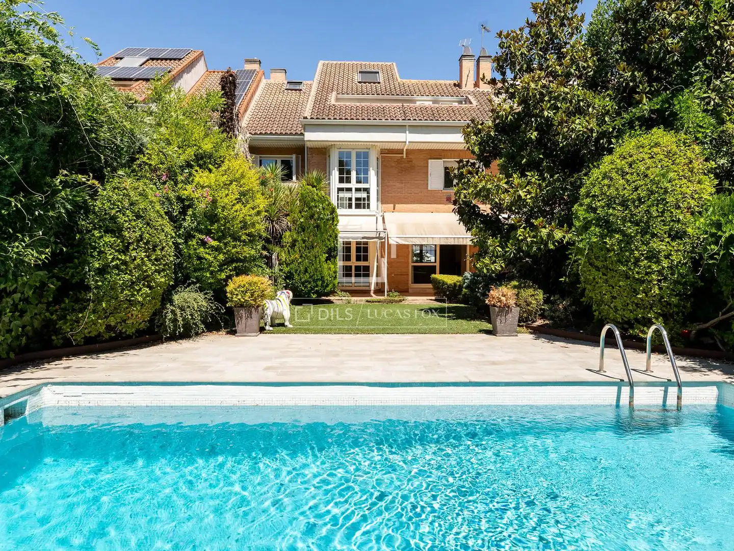 Jardín de Casa o chalet en venta en Majadahonda con Aire acondicionado, Jardín privado y Parquet