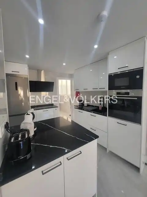 Küche von Wohnung zur Miete in Torrevieja mit Heizung