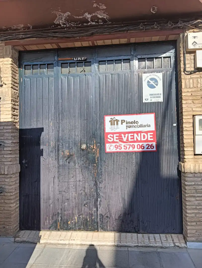 Local comercial en venda a Calle de la Virgen de los Dolores