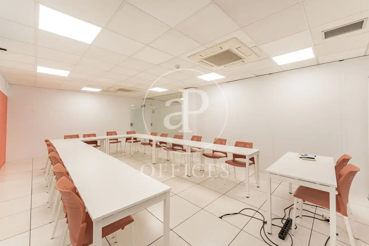 Office for rent in Madrid  with Air Conditioner and Heating