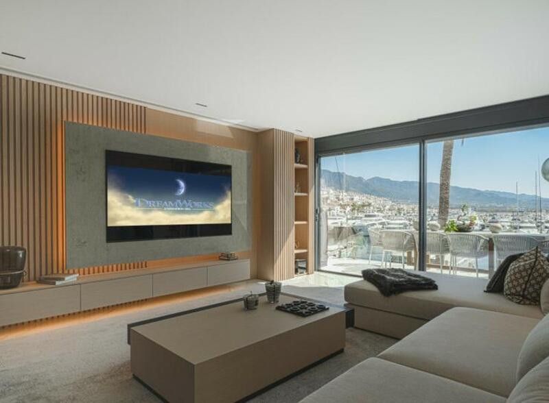 Sala d'estar de Apartament de lloguer en Marbella amb Aire condicionat, Terrassa i Moblat