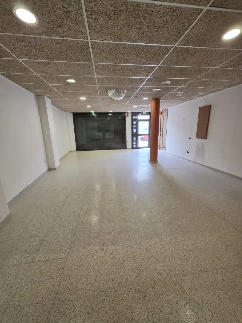 Geschaftsraum zur Miete in Torelló