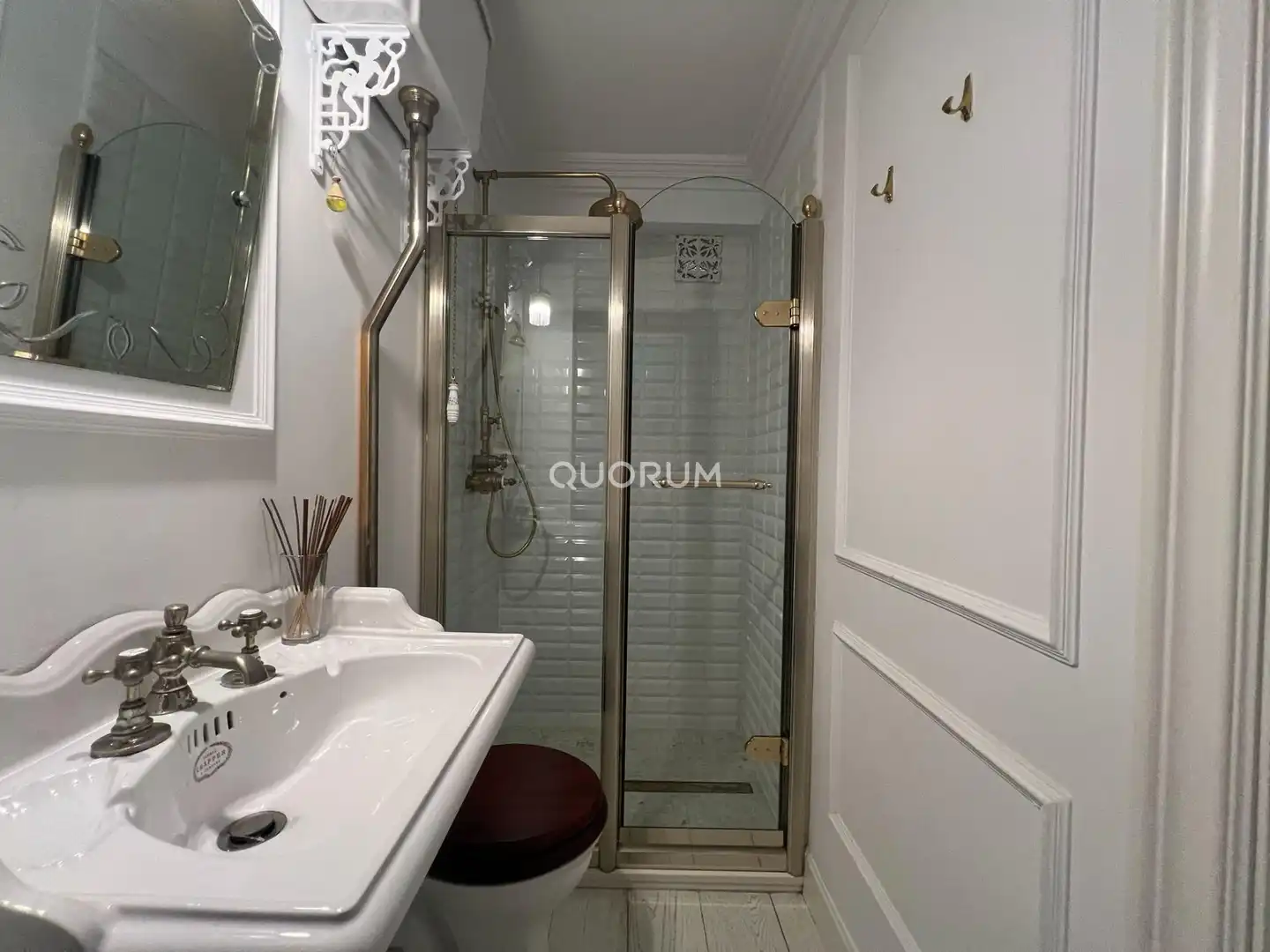 Baño de Piso de alquiler en Bilbao  con Calefacción, Terraza y Amueblado