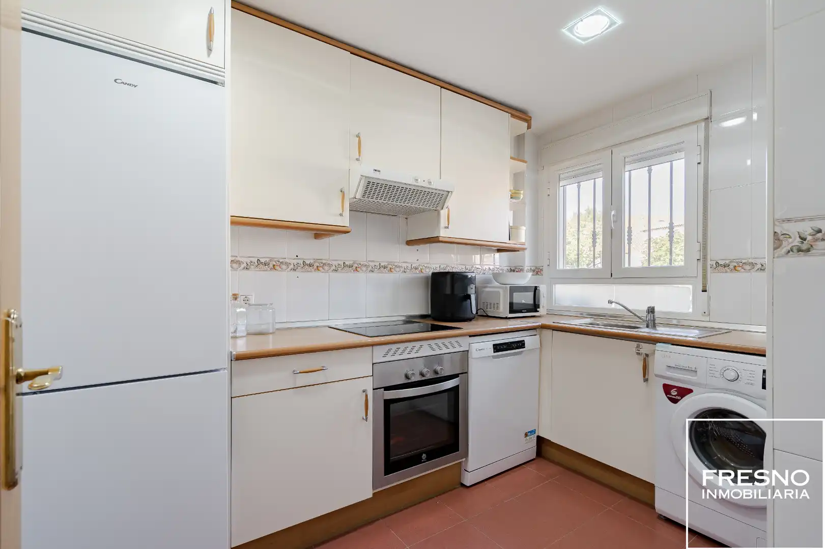 Küche von Maisonette zum Verkauf in Cobeña mit Klimaanlage, Heizung und Parkett