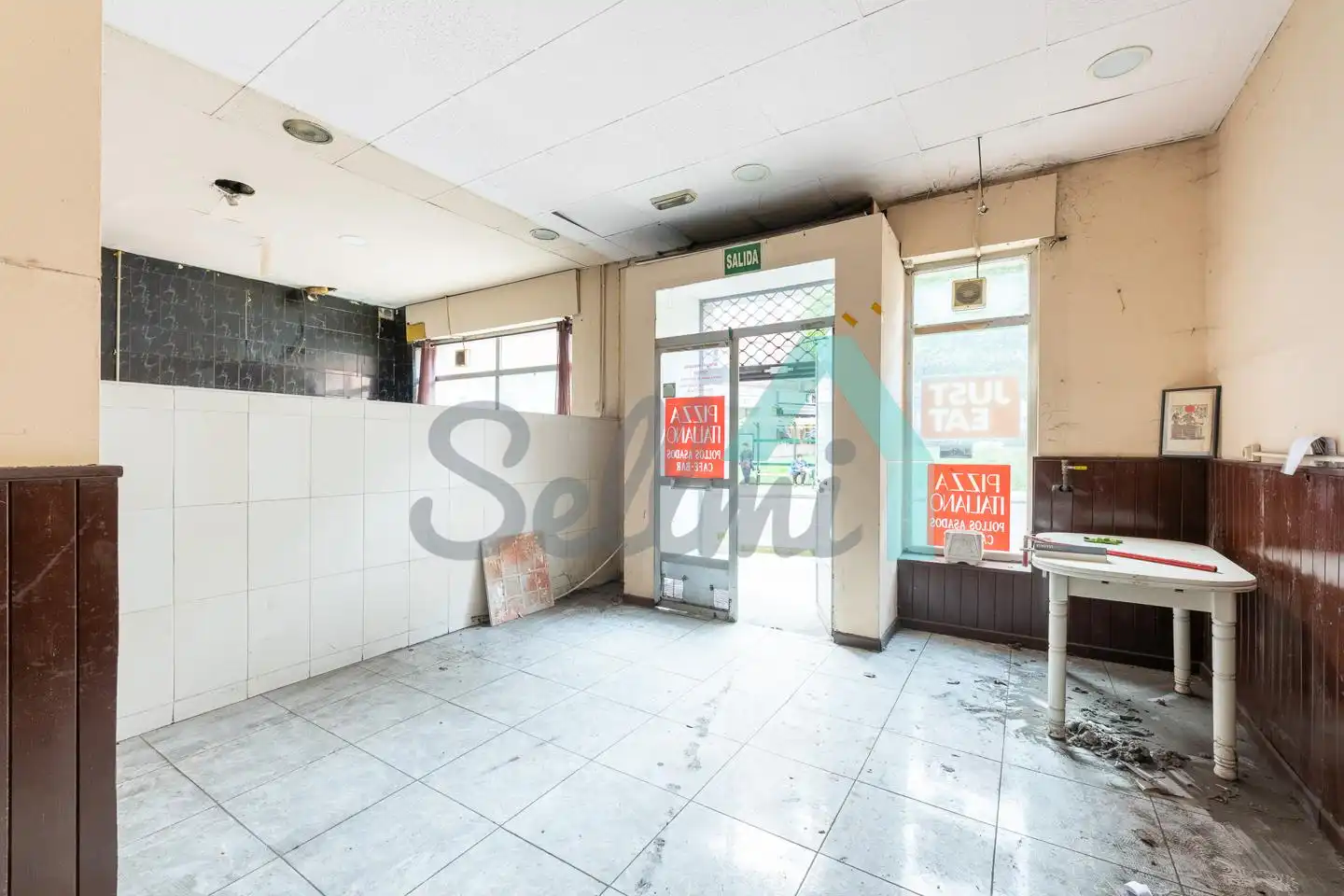 Local comercial de lloguer a De Pumarín, imagen 5
