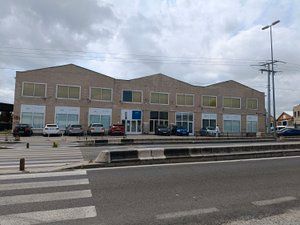 Vista exterior de Oficina de lloguer en Humanes de Madrid amb Calefacció
