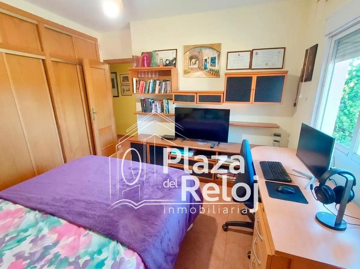 Habitación de Casa o chalet en venta en Cazalegas con Calefacción, Jardín privado y Piscina