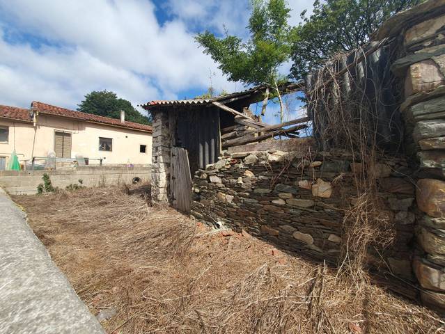 Casa-chalet en Venta en Salas