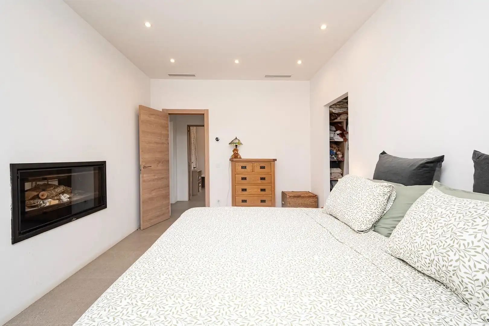 Country house with pool for sale in Sant Joan, imagen 25