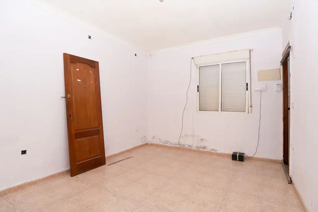 Piso en venta en C/ Almería, Casco Antiguo
