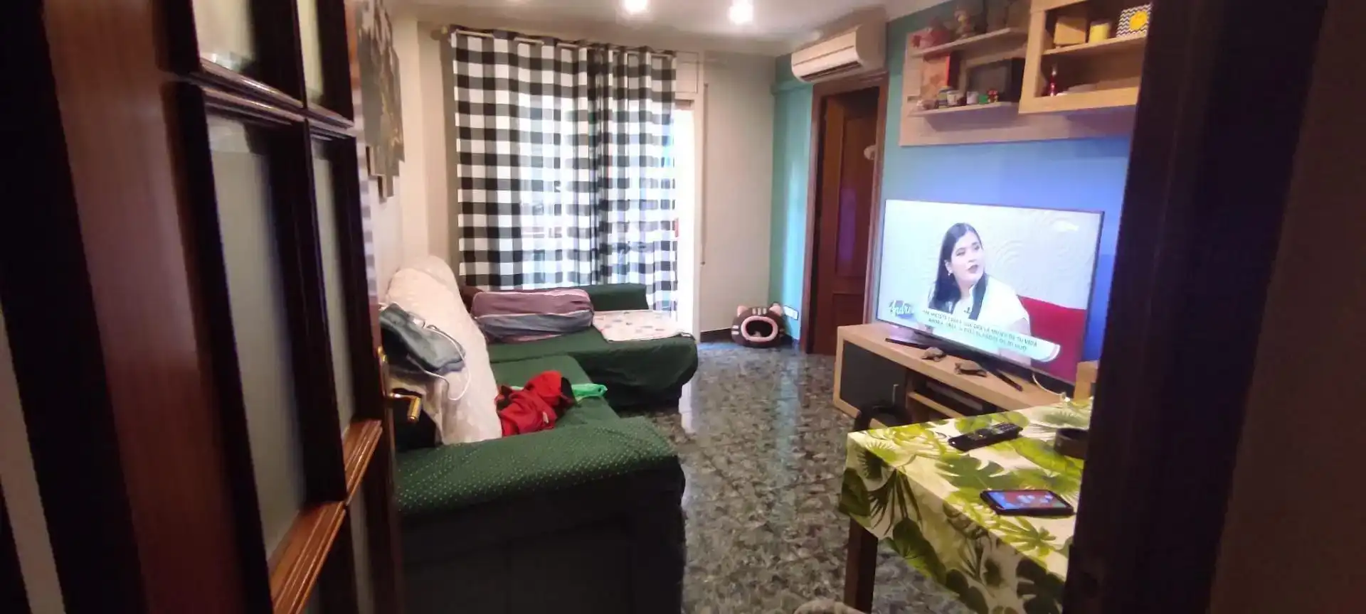 Sala d'estar de Pis en venda en  Barcelona Capital amb Aire condicionat i Balcó