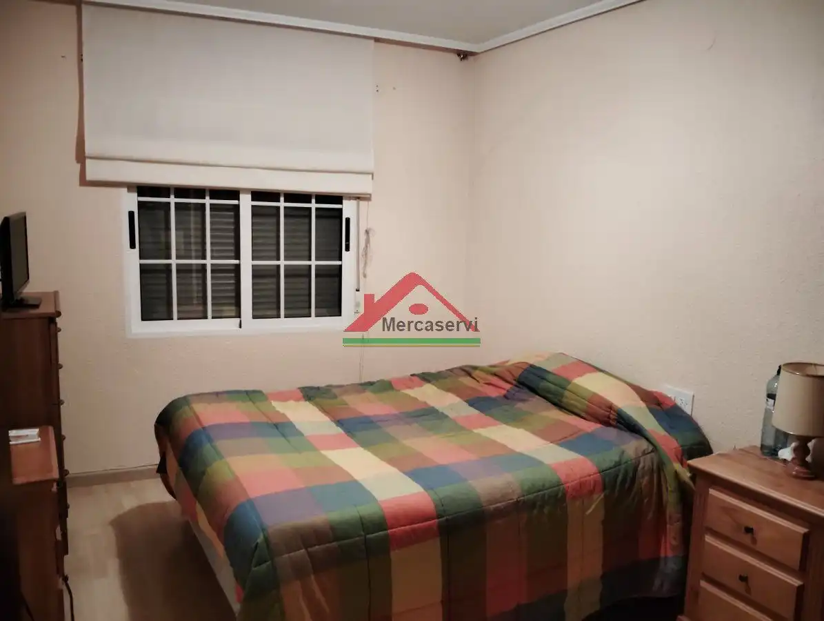 Dormitori de Casa o xalet en venda en San Rafael del Río amb Calefacció i Moblat