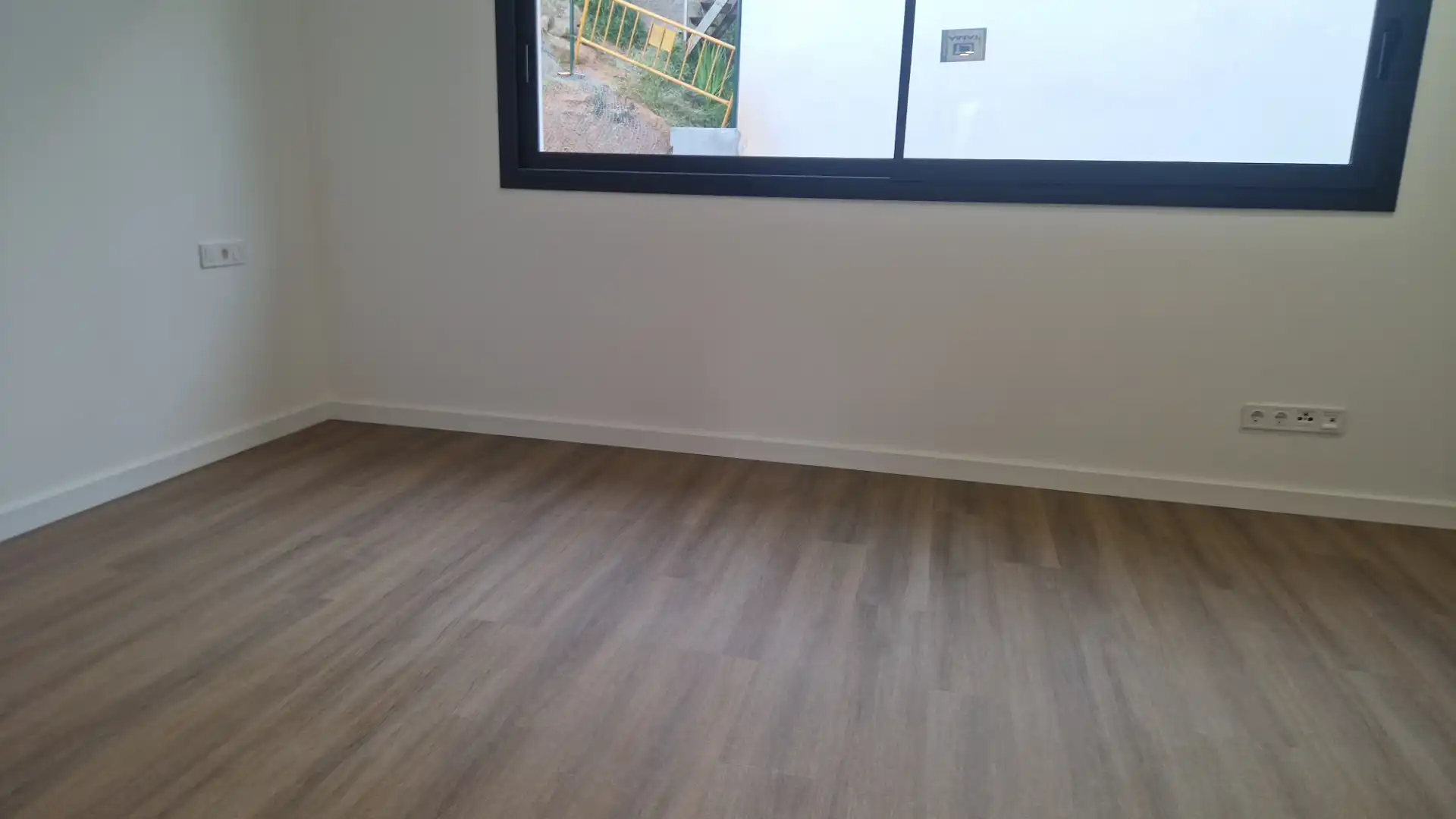 Casa adosada en venda en Torrelles de Llobregat amb Aire condicionat, Calefacció i Jardí privat