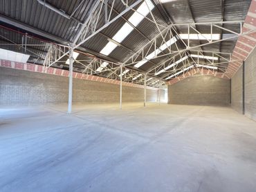 Nave industrielle à louer à Carrer Osona