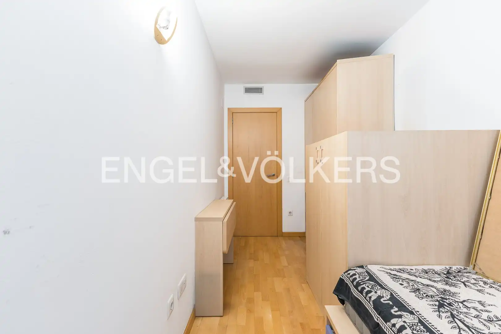 Bedroom of Flat for sale in Sabadell  with Air Conditioner, Heating and Parquet flooring