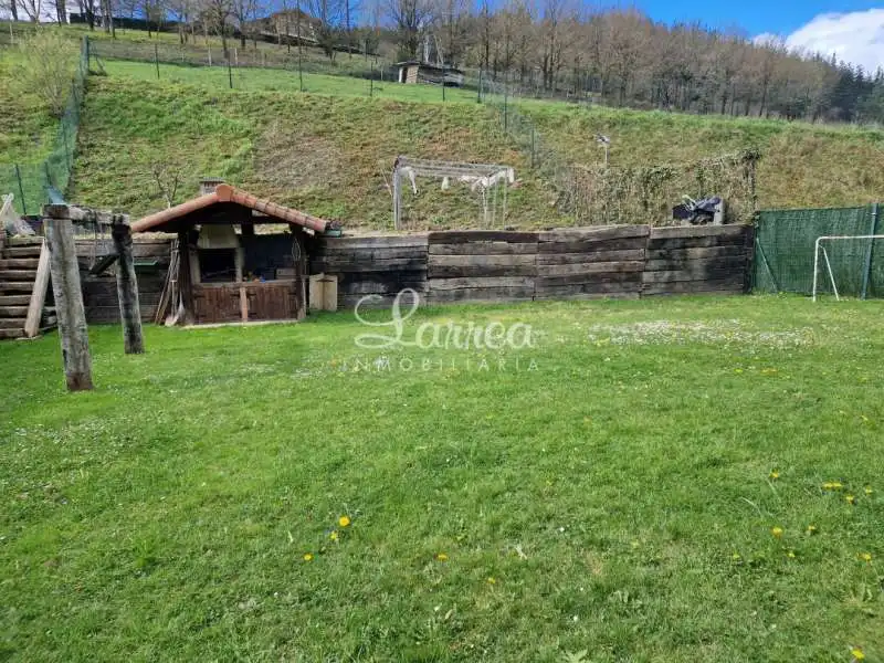 Detached homes for sale in Areatza  with Heating, Private garden and Storage room