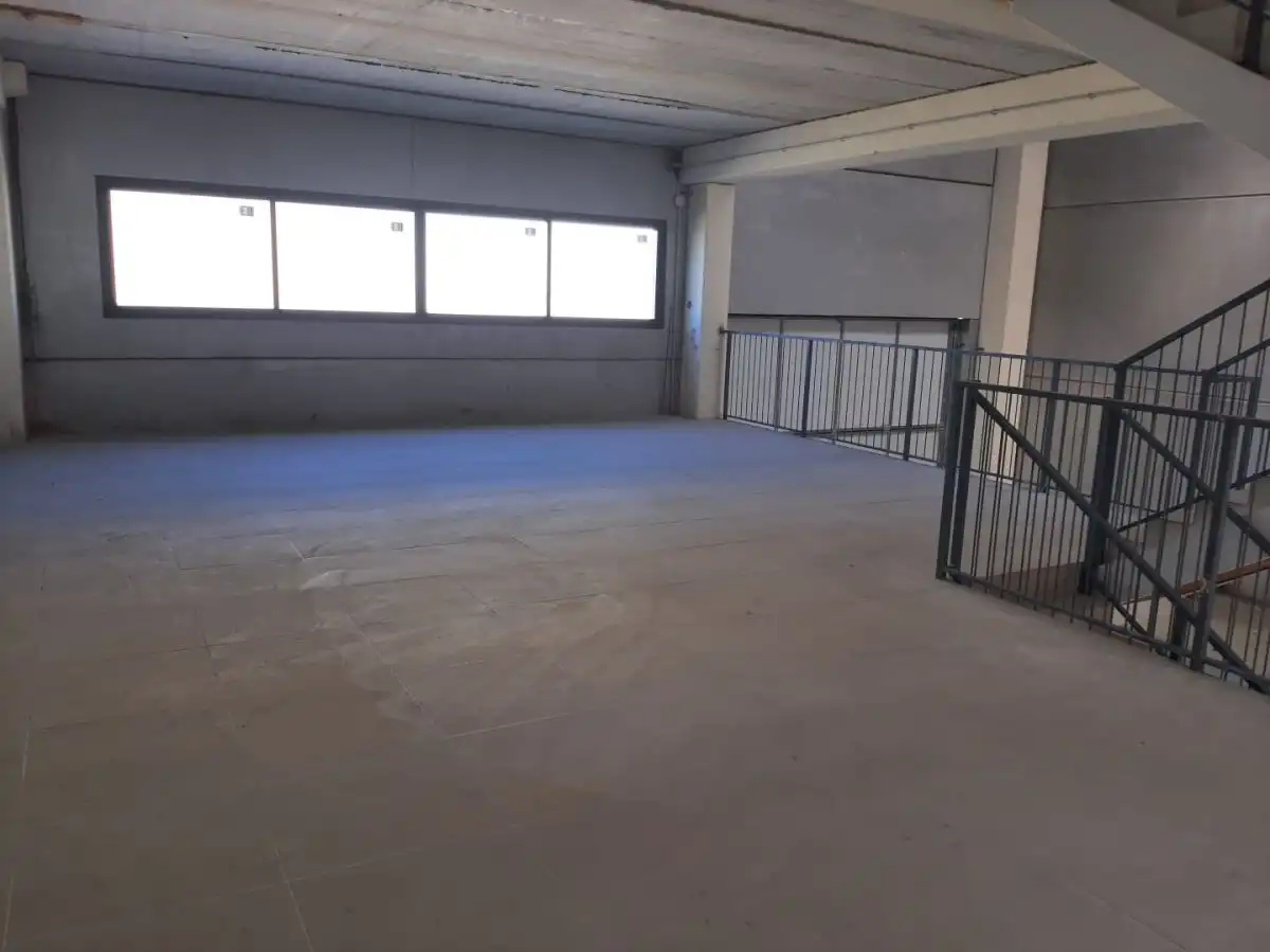 Nave industrial en alquiler en Cerro - Amate, imagen 5