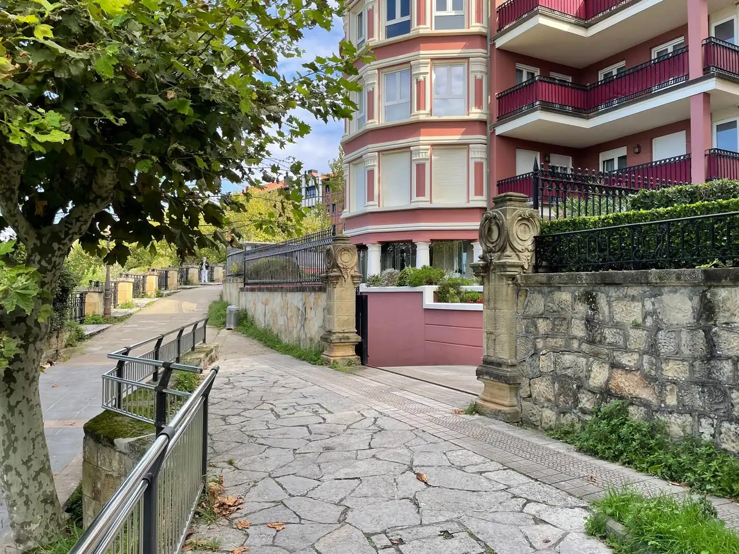 Exterior view of Flat for sale in Getxo   with Heating, Terrace and Storage room