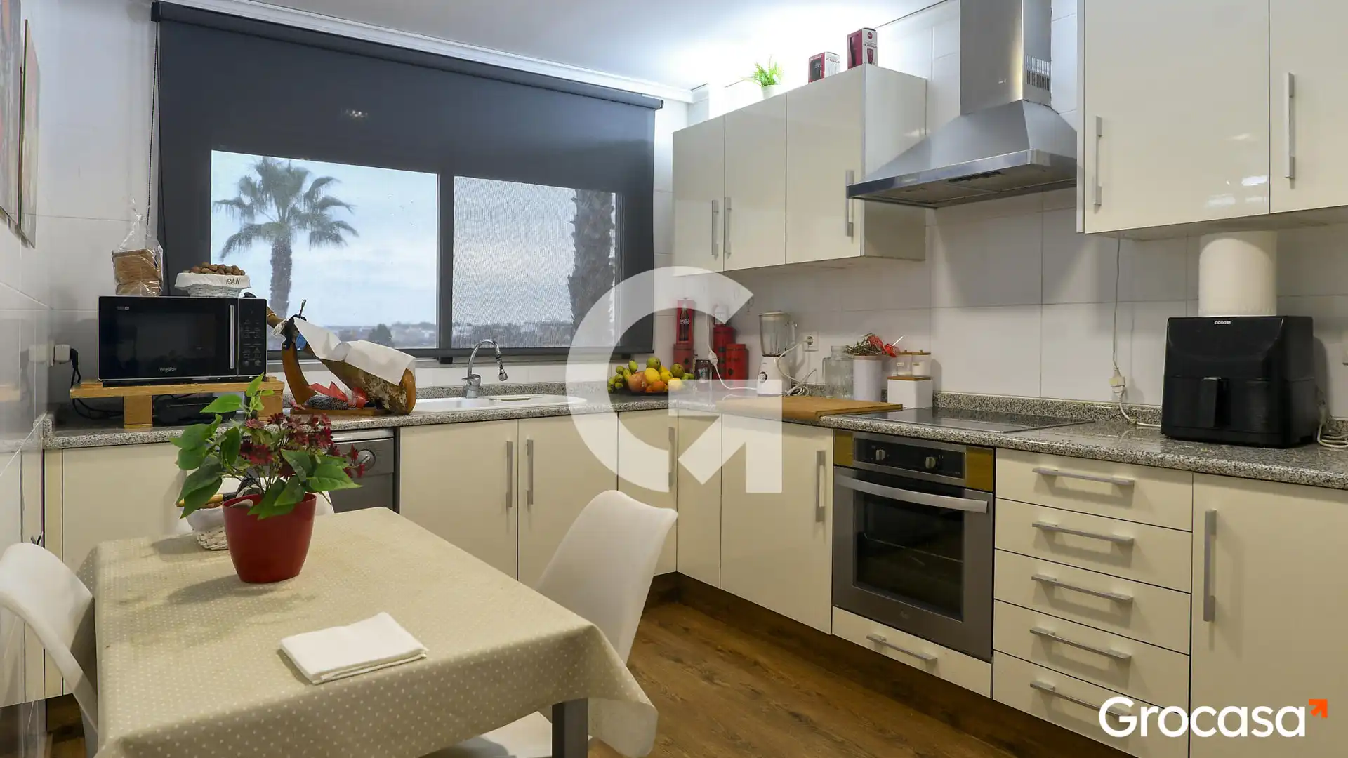 Cuina de Casa adosada en venda en Sagunto / Sagunt amb Aire condicionat, Terrassa i Traster