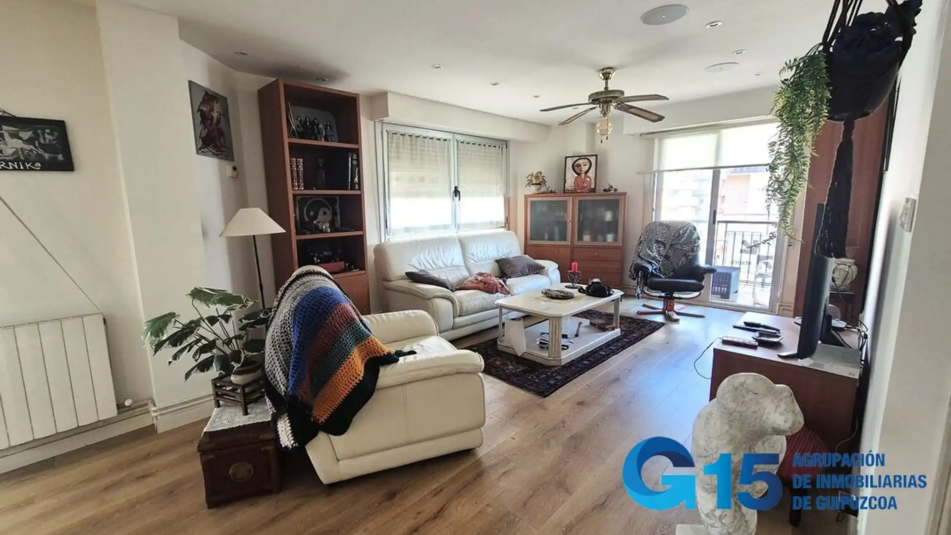 Sala de estar de Piso en venta en Hernani con Calefacción, Trastero y Balcón