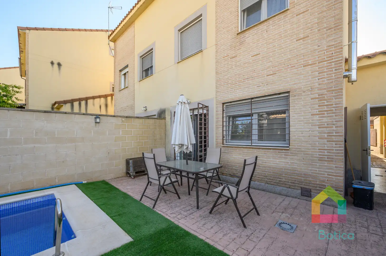 Semi-detached house with pool for sale in Magán, imagen 5