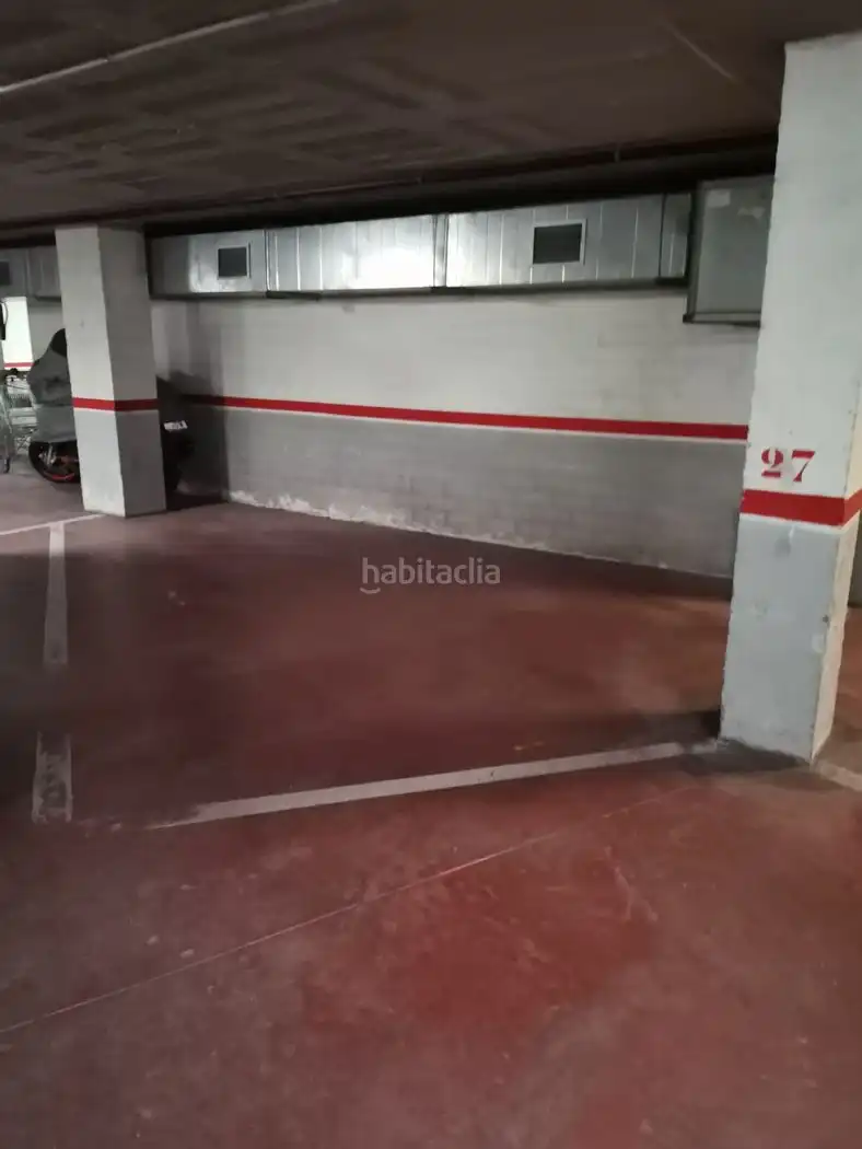 Individual en venta en Plaça de les Escoles Velles 13, imagen 5
