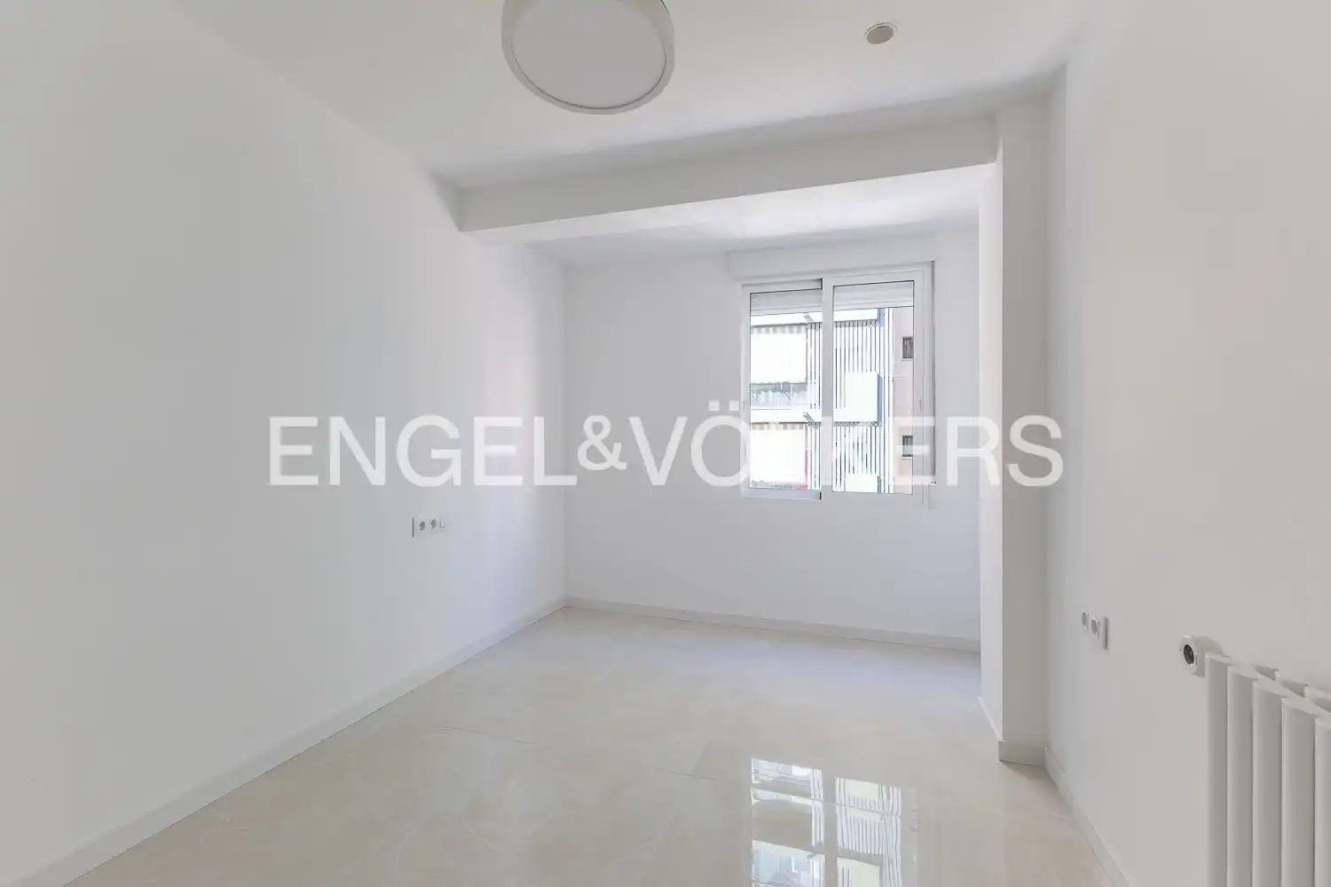 Piso en venta en Valencia con Aire acondicionado, Calefacción y Balcón