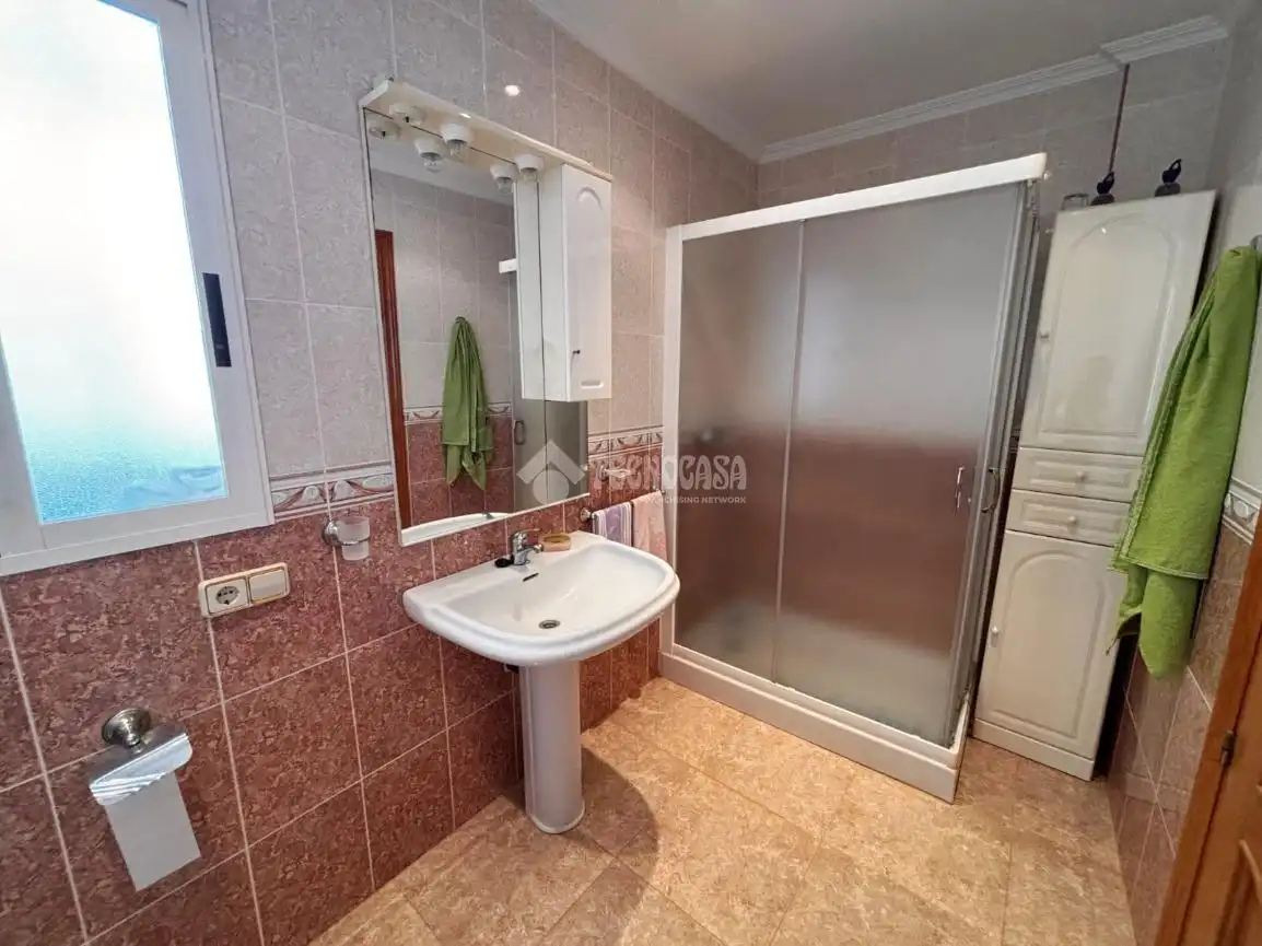 Bathroom of Flat for sale in Jódar  with Terrace and Storage room