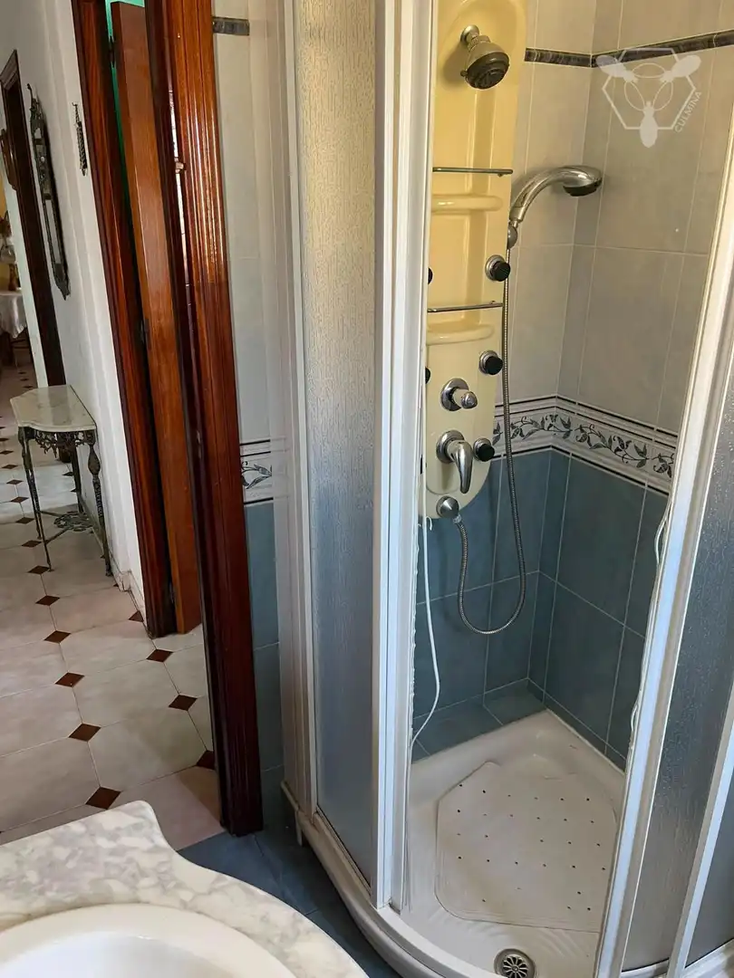 Bany de Pis en venda en Huelva amb Terrassa